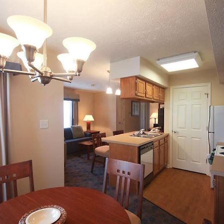 Charwood Suites Columbus Eksteriør bilde